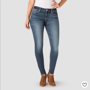 Levi’s Denizen Modern Skinny jeans - Medium wash
